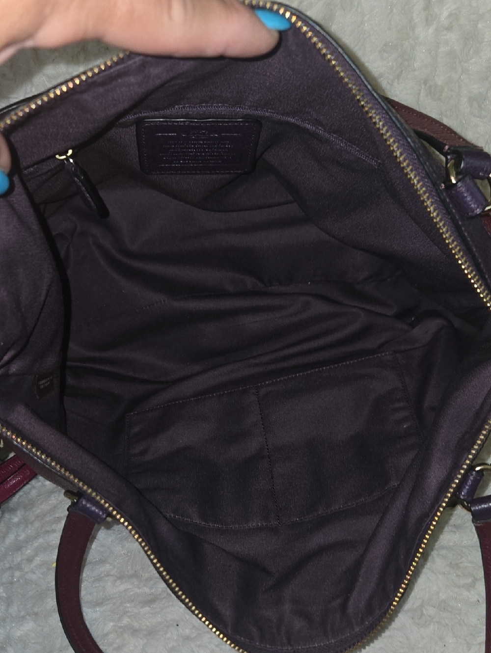 COACH Burgundy Leather Tote with Gold Hardware EUC - Picture 10 of 12